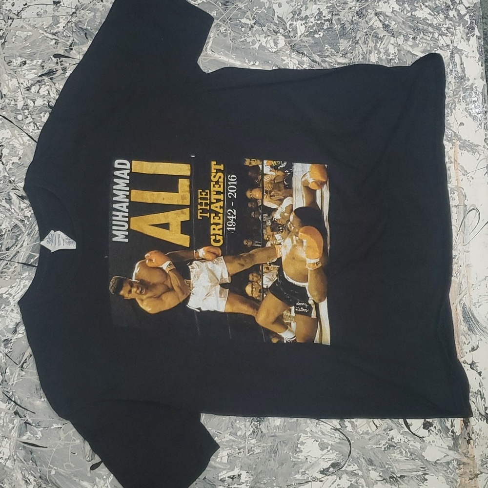 Muhammad Ali mens vintage graphic tee
